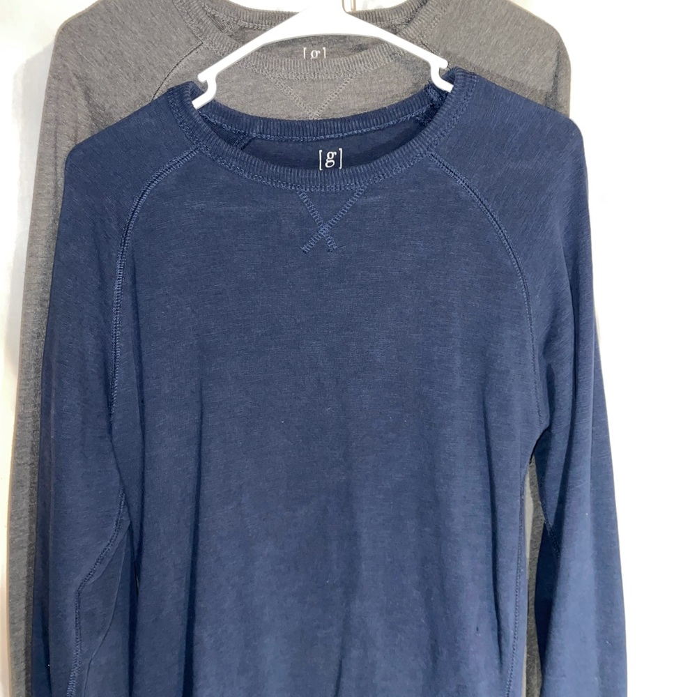Long sleeve sweatshirts